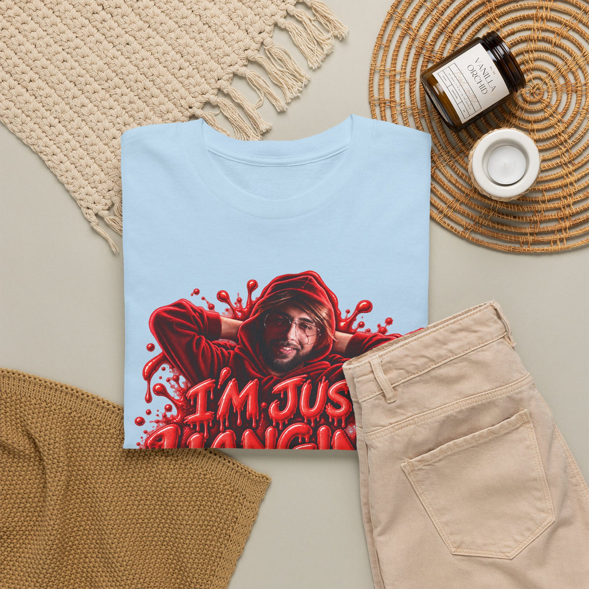 I'm Just Hanging | T-Shirt