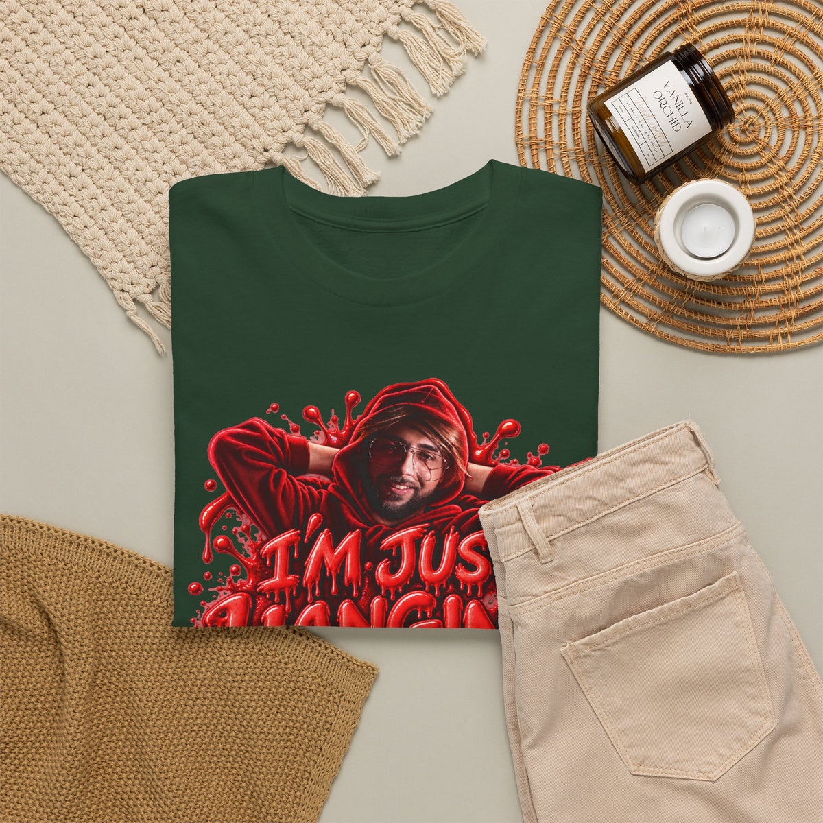 I'm Just Hanging | T-Shirt